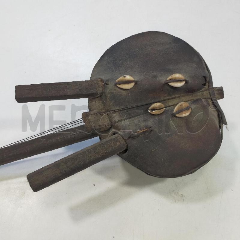STRUMENTO MUSICALE ETNICO LEGNO CONCHIGLIE | Mercatino dell'Usato Roma rebibbia 2