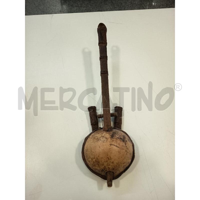 STRUMENTO MUSICALE ETNICO  LEGNO PELLE 3 CORDE | Mercatino dell'Usato Roma rebibbia 4
