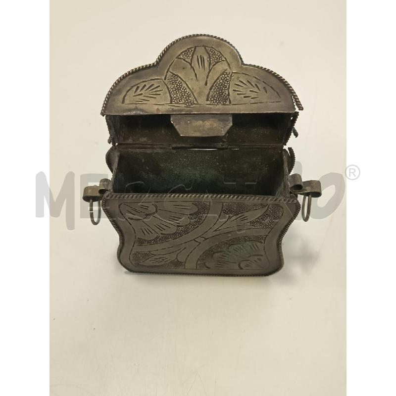 TABACCHIERA ORIENTALE MET INCISO | Mercatino dell'Usato Roma rebibbia 3