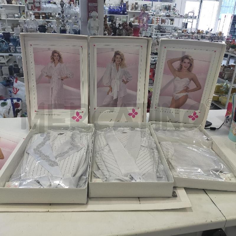VALIGIA COMPLETO NOTTE DONNA RASO GRIGIO  | Mercatino dell'Usato Roma rebibbia 1