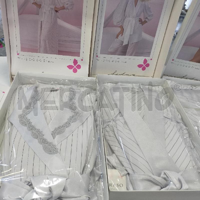 VALIGIA COMPLETO NOTTE DONNA RASO GRIGIO  | Mercatino dell'Usato Roma rebibbia 2