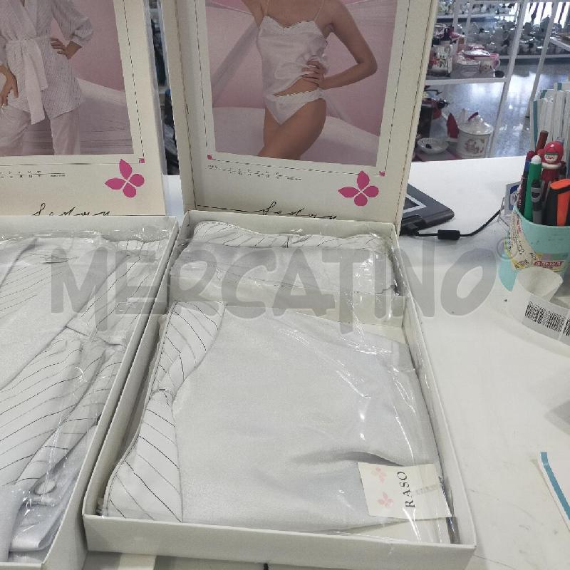 VALIGIA COMPLETO NOTTE DONNA RASO GRIGIO  | Mercatino dell'Usato Roma rebibbia 3