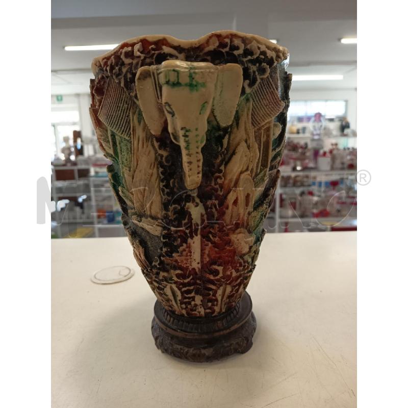 VASO DECORI RILIEVO ORIENTALE | Mercatino dell'Usato Roma rebibbia 2