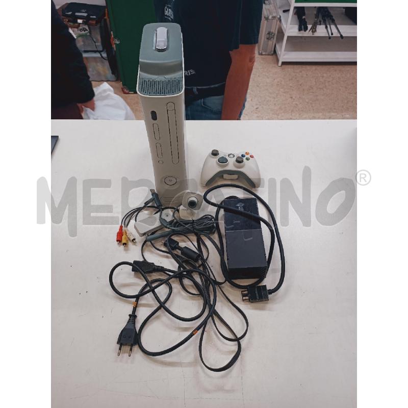 XBOX 360 BIANCA 1 JOYST E CAVI | Mercatino dell'Usato Roma rebibbia 1