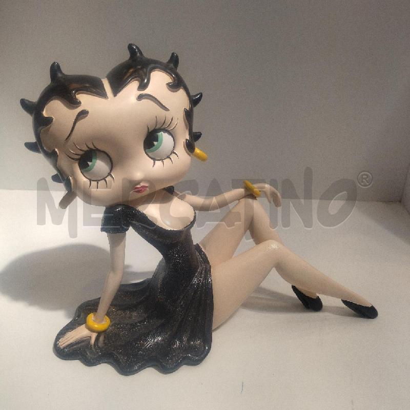 ACTION FIGURE BETTY BOOP SDRAIATA 2003 | Mercatino dell'Usato Roma re di roma 1