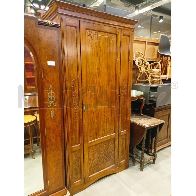ARMADIO CABINA LEGNO MASSELLO INT FIORI | Mercatino dell'Usato Roma re di roma 1