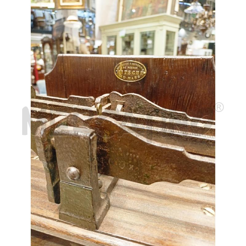 BILANCIA LEGNO ROVERE EPOCA  | Mercatino dell'Usato Roma re di roma 4