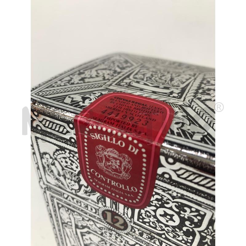 BOTTIGLIA WHISKY CHIVAS REGAL SCATOLA | Mercatino dell'Usato Roma re di roma 2