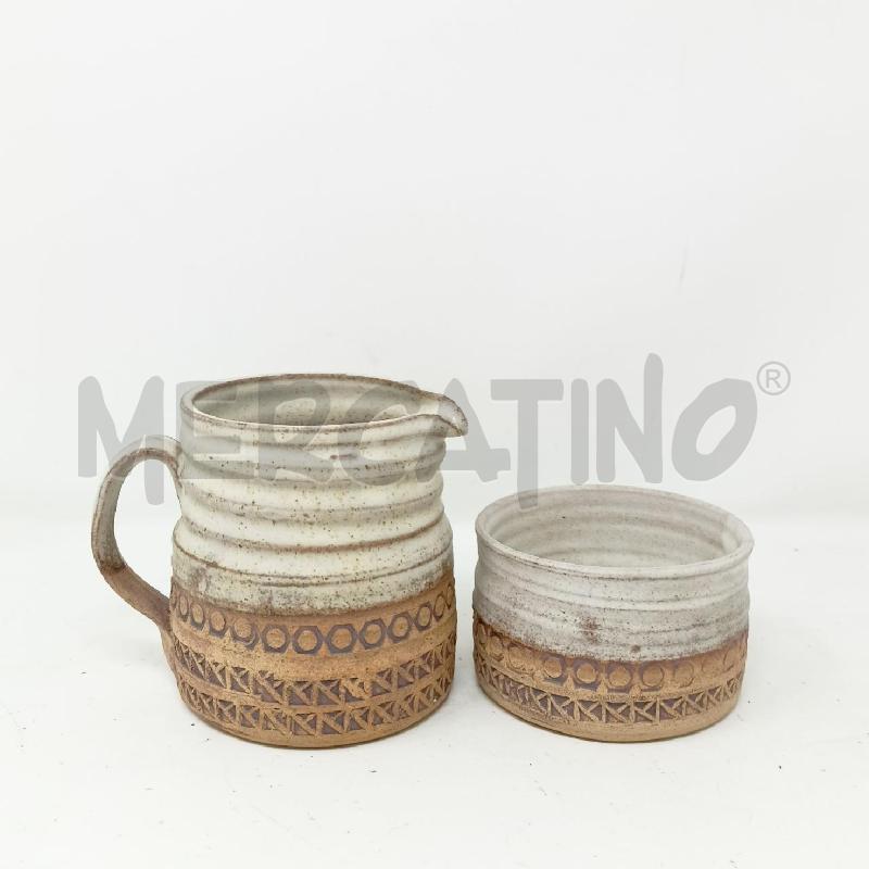 BROCCA SOTTO BOTTIGLIA CERAMICA BROADSTAIRS POTTERY LINEE ORIZZONTALI PANNA E MARRONCINO DEC TONDI  | Mercatino dell'Usato Roma re di roma 1