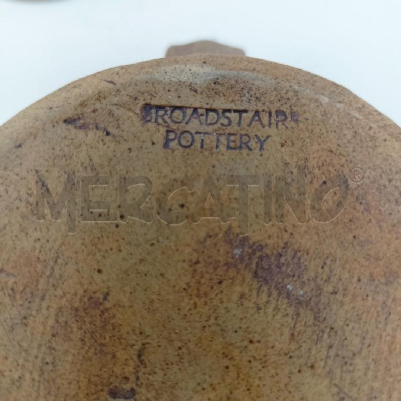 BROCCA SOTTO BOTTIGLIA CERAMICA BROADSTAIRS POTTERY LINEE ORIZZONTALI PANNA E MARRONCINO DEC TONDI  | Mercatino dell'Usato Roma re di roma 4