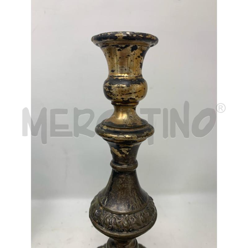 CANDELIERE METALLO 3 PIEDI BASE TONDA | Mercatino dell'Usato Roma re di roma 2