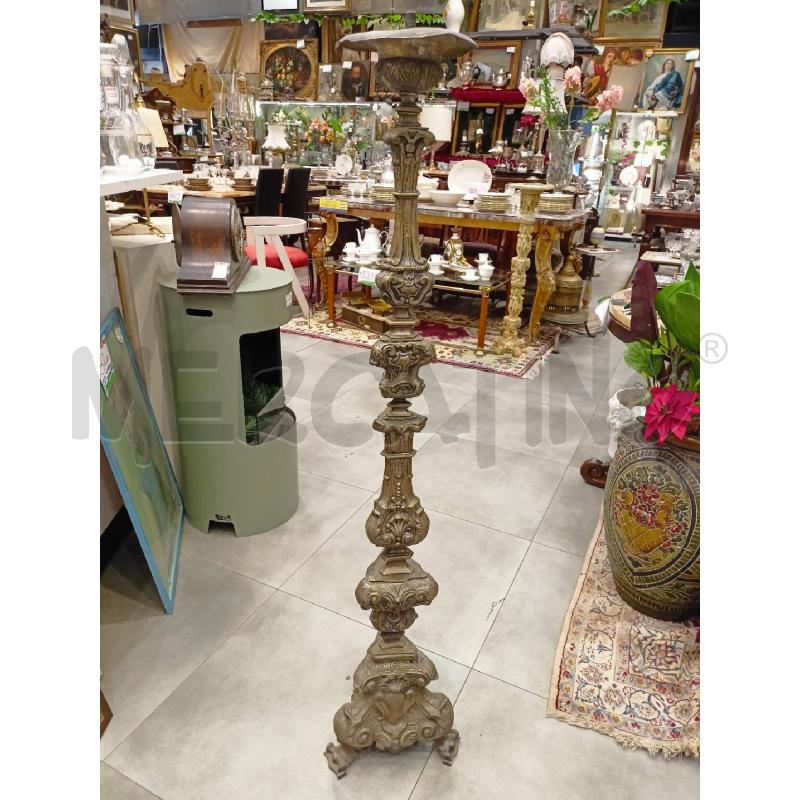 CANDELIERE METALLO RICCIOLI 3 PIEDI 137CM  | Mercatino dell'Usato Roma re di roma 1