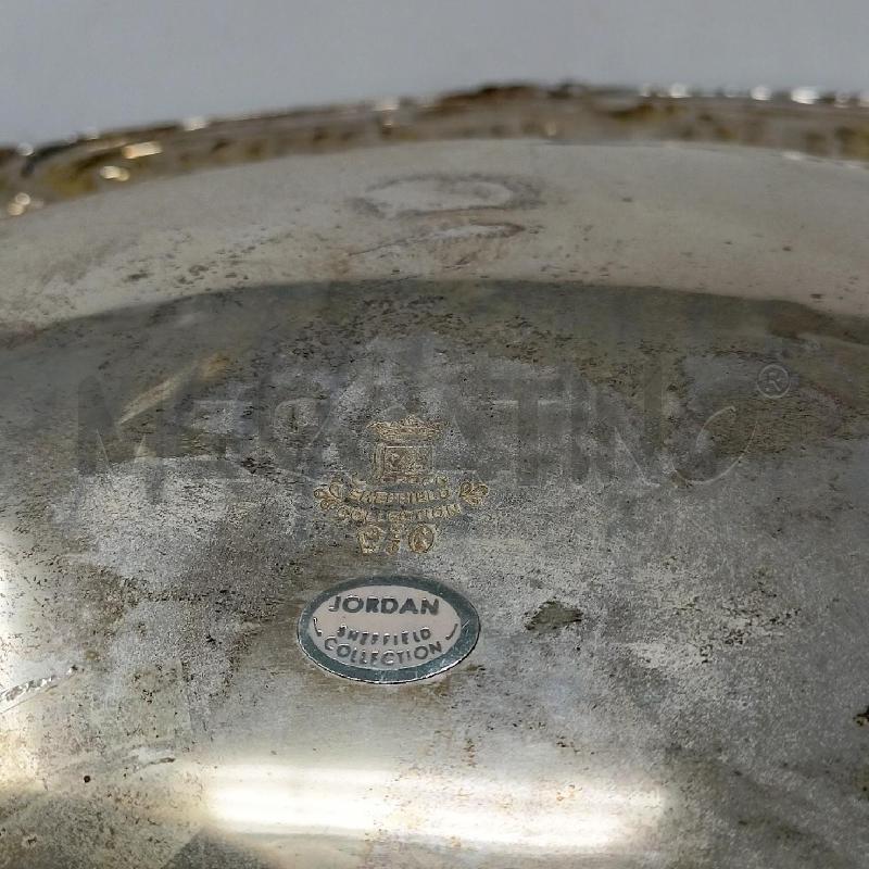 CENTROTAVOLA JORDAN SHEFFIELD OVALE 4 PIEDI B DECORATO FIORELLINI  | Mercatino dell'Usato Roma re di roma 4