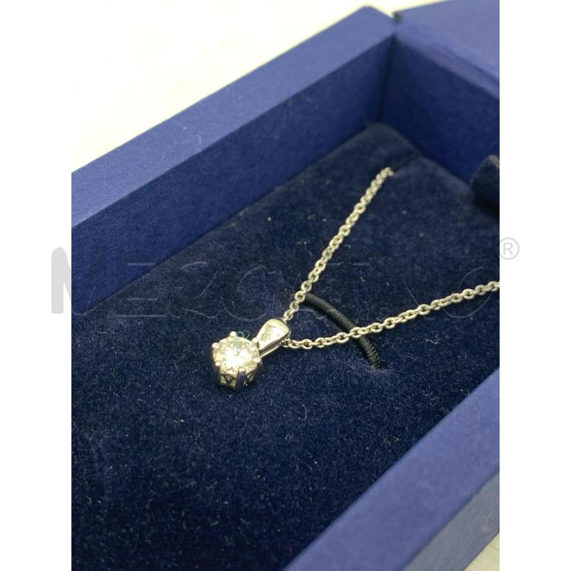 COLLANA SWAROVSKI PENDENTE PUNTO LUCE | Mercatino dell'Usato Roma re di roma 5
