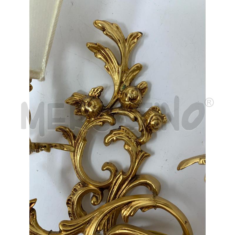 COPPIA APPLIQUE OTTONE 2 LUCI 3 ROSE VENTOLE BIANCHE  | Mercatino dell'Usato Roma re di roma 3