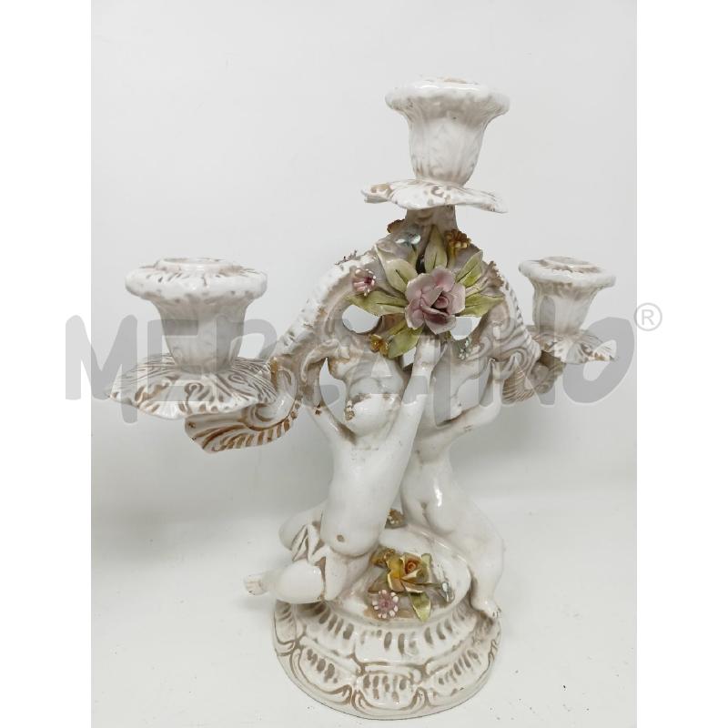 COPPIA CANDELABRI 3 LUCI PORCELLANA BASSANO 2 PUTTI FIORI BASE TONDA DIFETTI  | Mercatino dell'Usato Roma re di roma 3