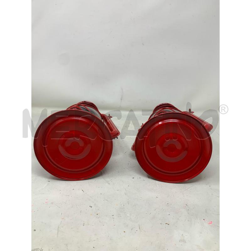COPPIA LAMPADE AD OLIO ROSSE METALLO | Mercatino dell'Usato Roma re di roma 5