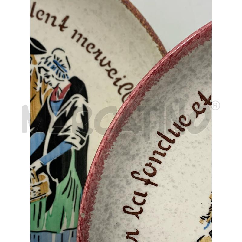COPPIA PIATTI CERAMICA SCRITTA FRANCESE ARCO DEC PERSONE CENTRALI  | Mercatino dell'Usato Roma re di roma 5