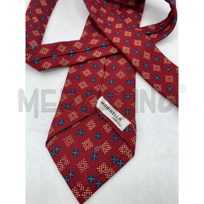 CRAVATTA MARINELLA ROSSA DETT FIORI BLU | Mercatino dell'Usato Roma re di roma 3