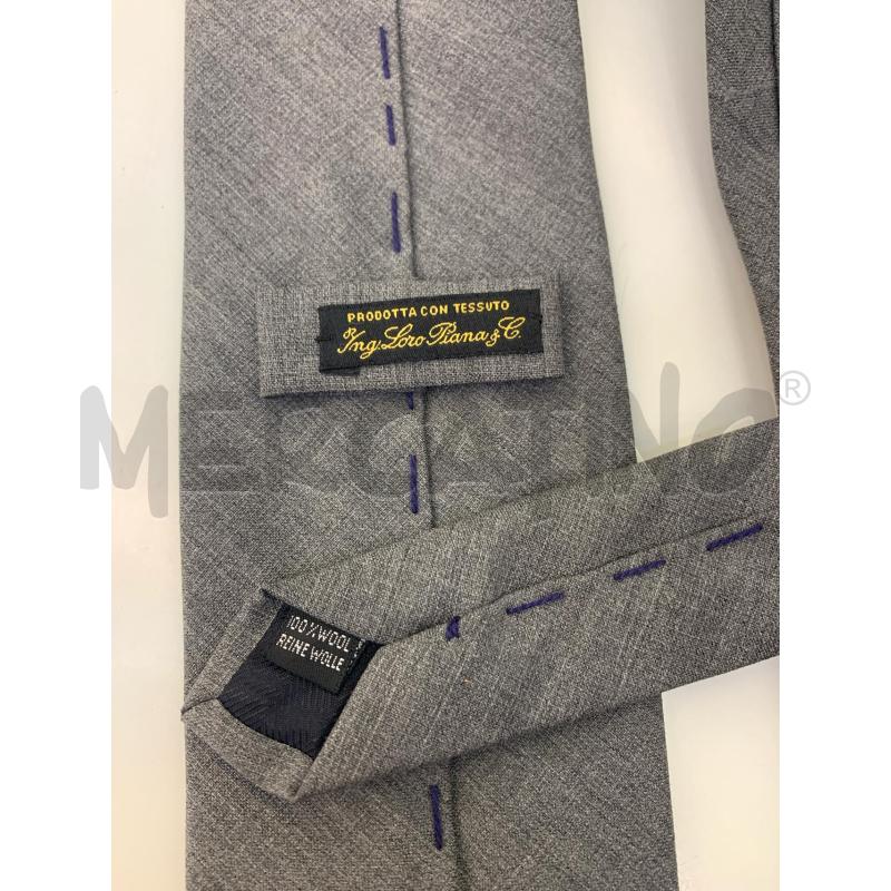 CRAVATTA TESSUTO LORO PIANA GRIGIO | Mercatino dell'Usato Roma re di roma 4