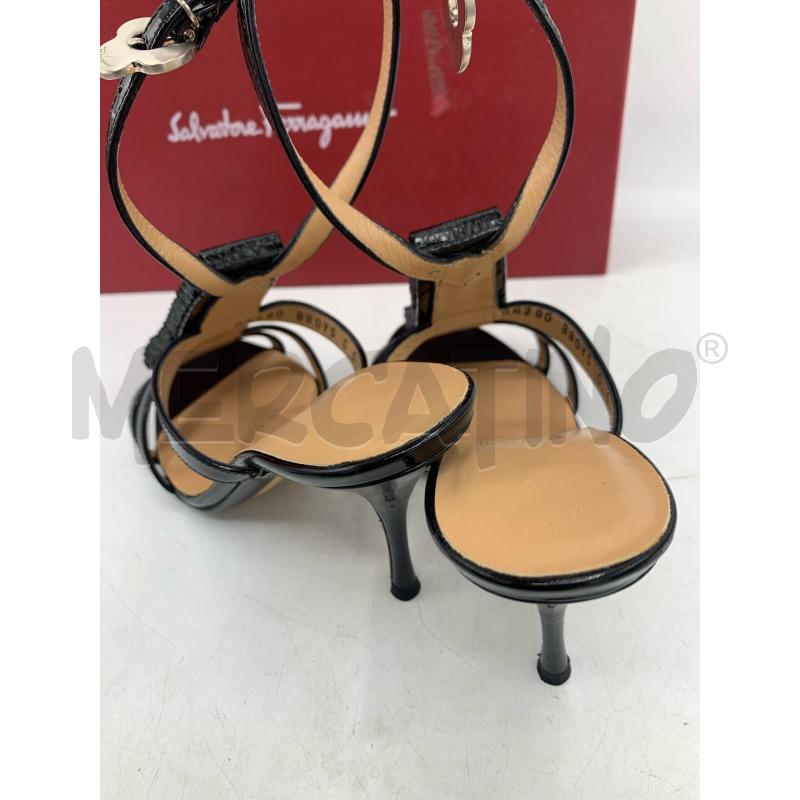 DECOLLETE FERRAGAMO PELLE NERO LUCIDO  | Mercatino dell'Usato Roma re di roma 3