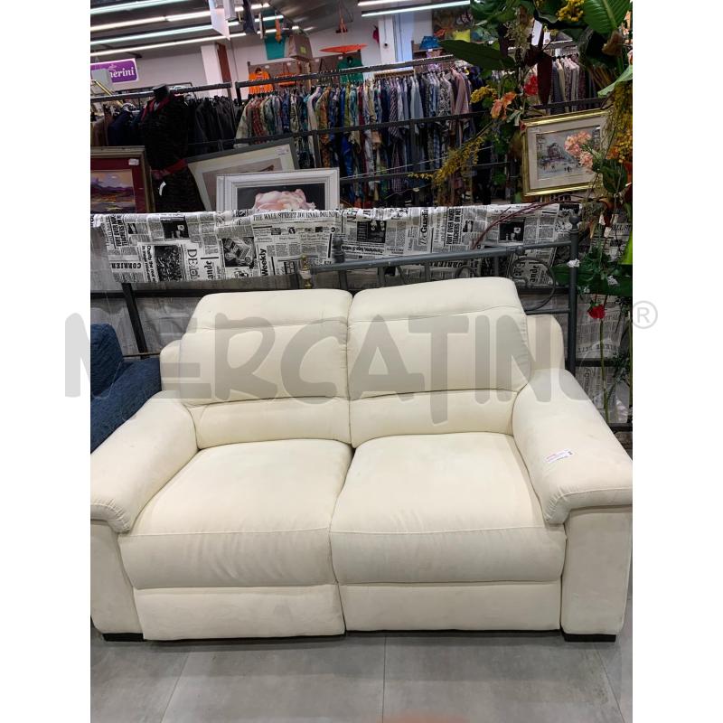 DIVANO 2 POSTI + MOTORE MART BIANCO | Mercatino dell'Usato Roma re di roma 1