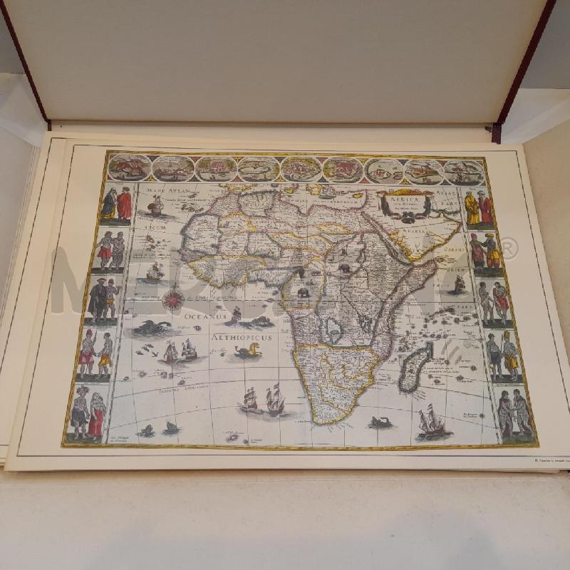 GRANDE ATLANTE INTERNAZIONALE CURCIO ANTICHE CARTE GEOGRAFICHE | Mercatino dell'Usato Roma re di roma 3