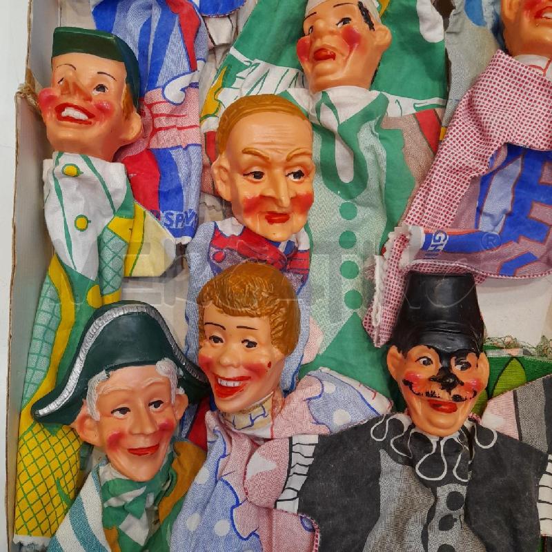 GRAN TEATRINO DEI BURATTINI VINTAGE CON 12 MARIONETTE ART 1510 MADE IN ITALY | Mercatino dell'Usato Roma re di roma 5