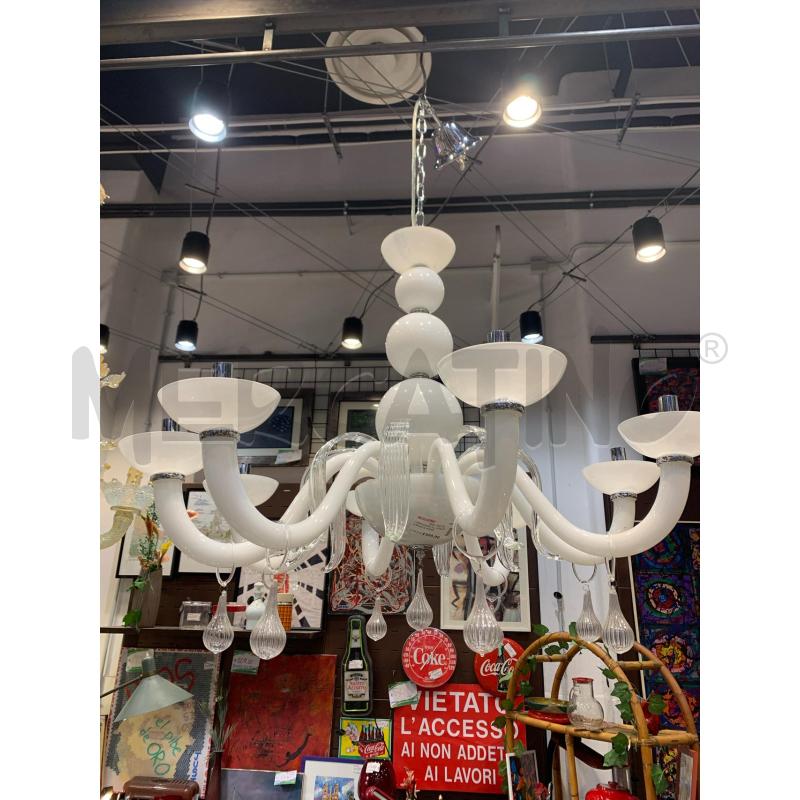 LAMPADARIO 8L. OPALINA BIANCA SFERE  | Mercatino dell'Usato Roma re di roma 1
