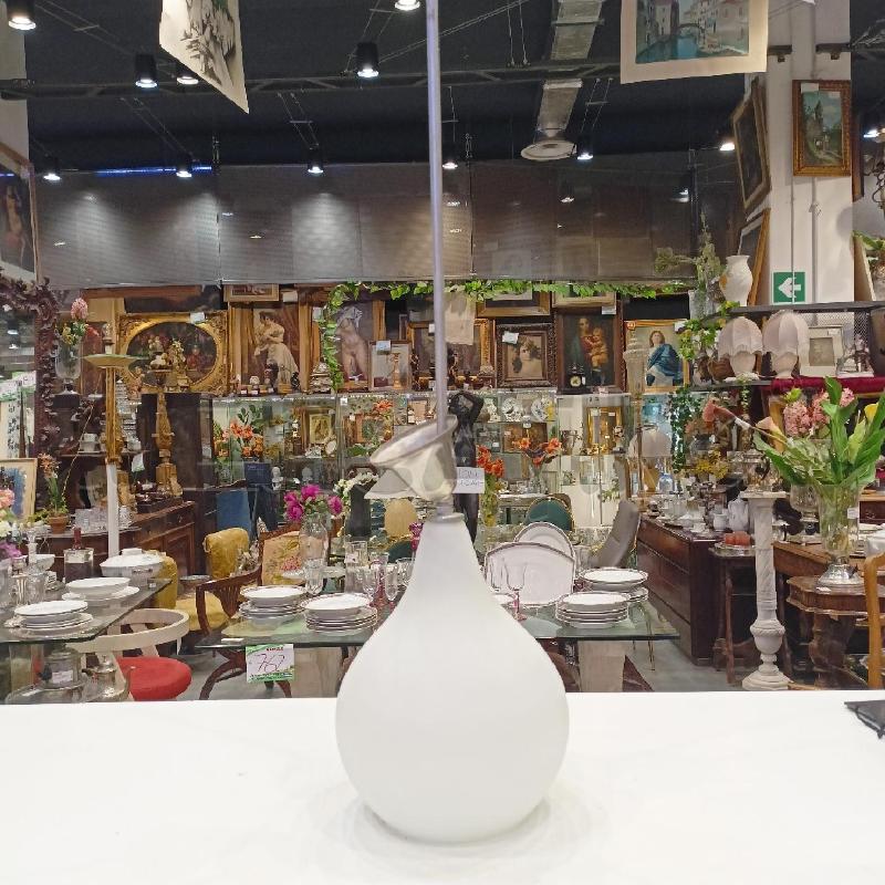 LAMPADARIO VETRO SATINATO BIANCO GOCCIA  | Mercatino dell'Usato Roma re di roma 1