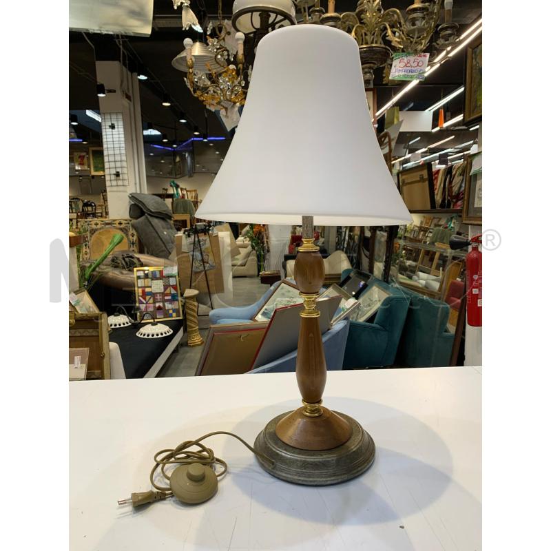 LAMPADA ALTA LEGNO E METALLO DORATO BASE TONDA  | Mercatino dell'Usato Roma re di roma 1