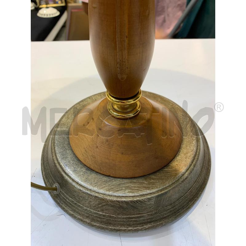LAMPADA ALTA LEGNO E METALLO DORATO BASE TONDA  | Mercatino dell'Usato Roma re di roma 2