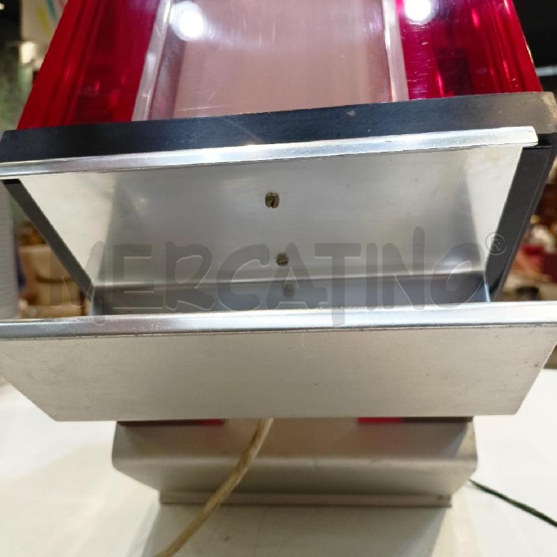 LAMPADA CUBICA PLEX FASCE ROSSE BASE ALLUMINIO | Mercatino dell'Usato Roma re di roma 5