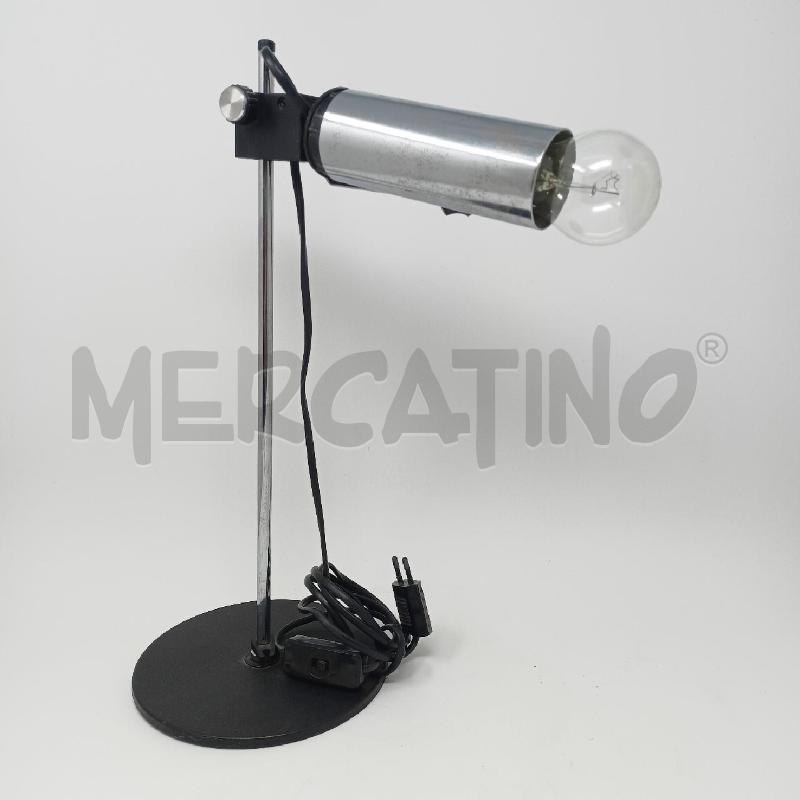 LAMPADA DA TAVOLO FARETTO SILVER BASE NERA PLASTICA NERA | Mercatino dell'Usato Roma re di roma 1