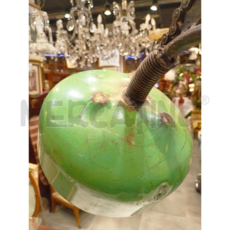 LAMPADA INDUSTRIAL BASE BOMBOLA VERDE | Mercatino dell'Usato Roma re di roma 3