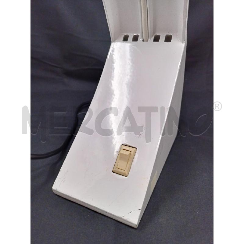 LAMPADA METALLO CURVA BIANCA  | Mercatino dell'Usato Roma re di roma 5