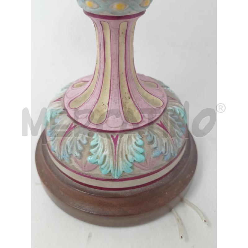 LAMPADA PORC ROSA AZZURRA DUE DAME BASE LEGNO  | Mercatino dell'Usato Roma re di roma 2