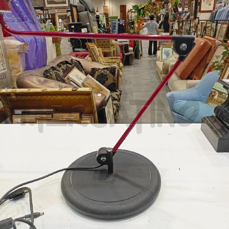 LAMPADA STILNOVO SERIE TT ROSSA NERA | Mercatino dell'Usato Roma re di roma 2