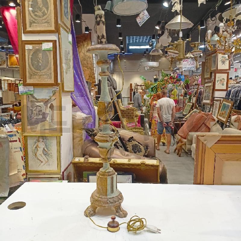LAMPADA TORCIERE LEGNO DORATO GRIGIO CHIARO | Mercatino dell'Usato Roma re di roma 1