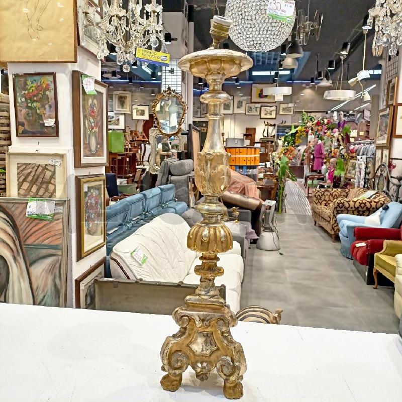 LAMPADA TORCIERE LEGNO DORATO MECCA EPOCA DIFETT | Mercatino dell'Usato Roma re di roma 1