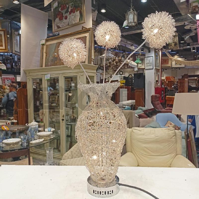 LAMPADA VASO 3 FIORI FIN DI FERRO | Mercatino dell'Usato Roma re di roma 1