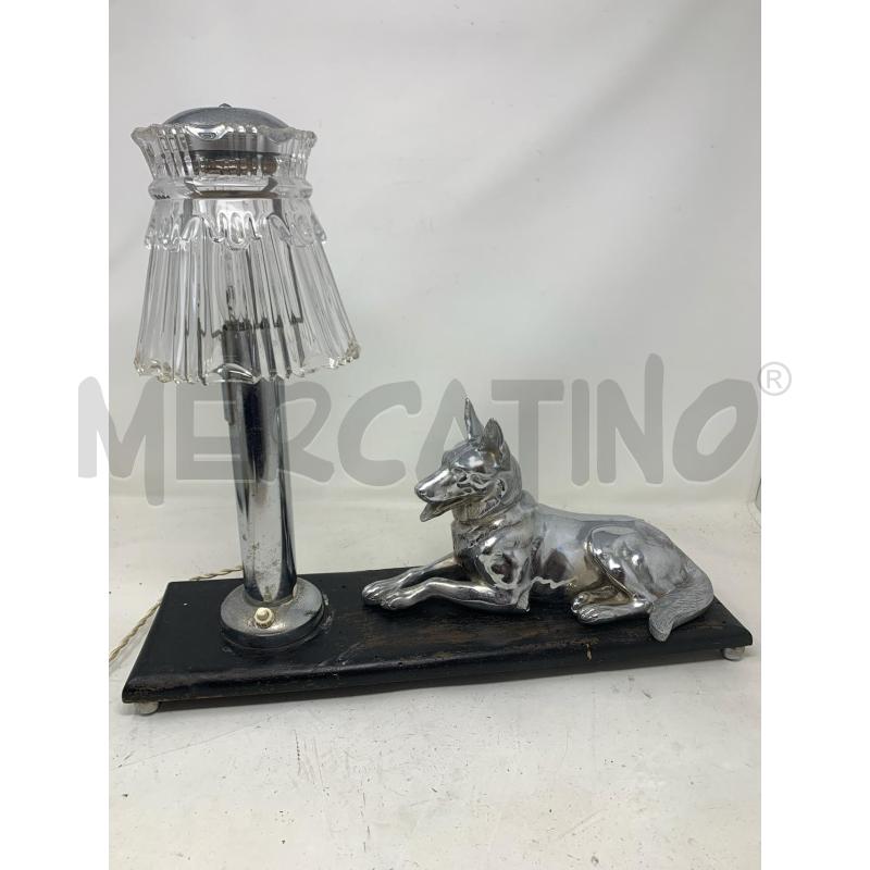 LAMPADA VINTAGE PASTORE TEDESCO PARALLUMEVETRO BASE LEGNO NERO | Mercatino dell'Usato Roma re di roma 1