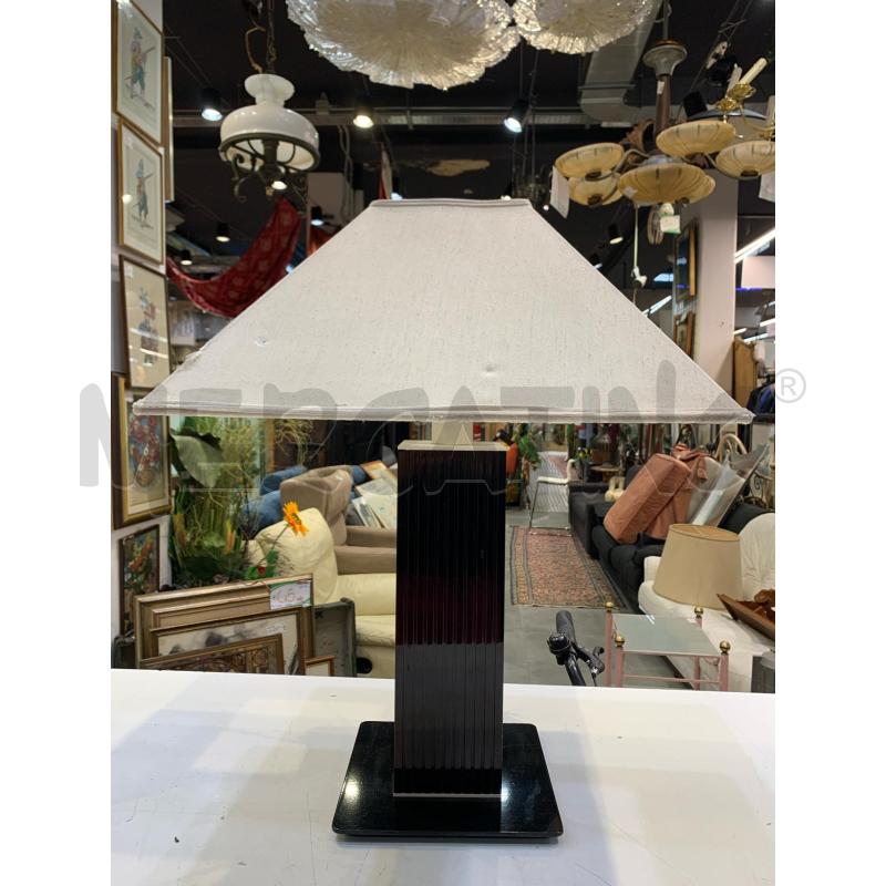 LAMPADA '80 BASE METALLO NERO A GRATTACIELO PARALUME PIRAMIDE | Mercatino dell'Usato Roma re di roma 1