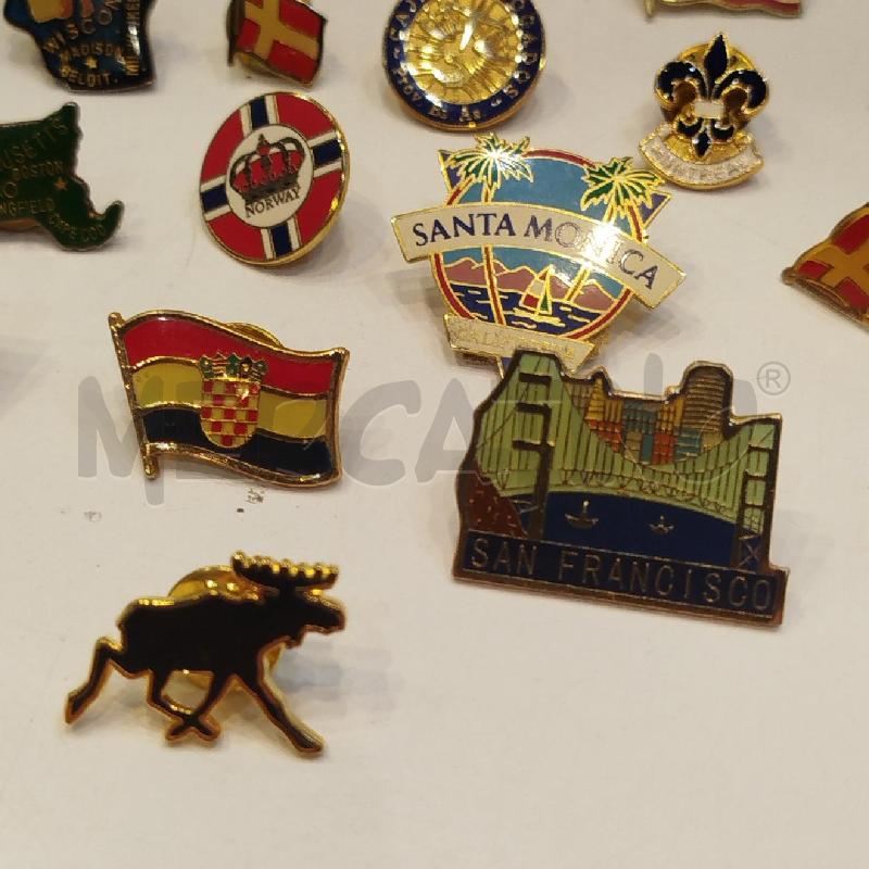 LOTTO 45 SPILLE METALLO SMALTATO SOUVENIR E VIAGGI | Mercatino dell'Usato Roma re di roma 2