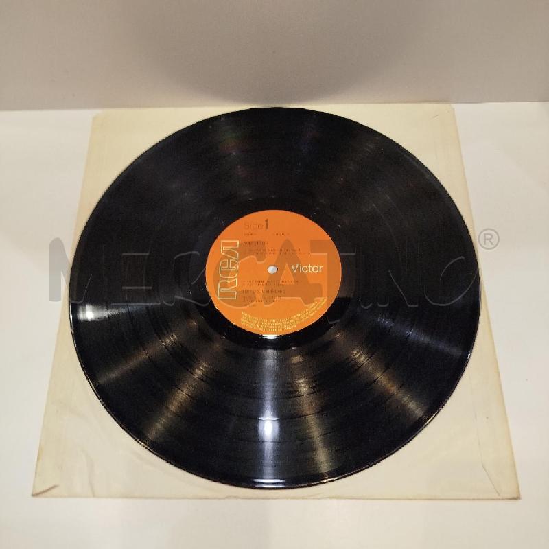 LP JEFFERSON AIRPLANE VOLUNTEERS  | Mercatino dell'Usato Roma re di roma 3