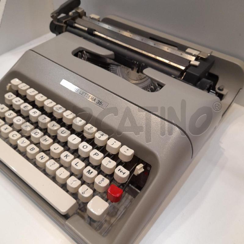 MACCHINA DA SCRIVERE OLIVETTI LETTERA 35 CON BORSA MORBIDA BLU/NERA ORIGINALE | Mercatino dell'Usato Roma re di roma 2