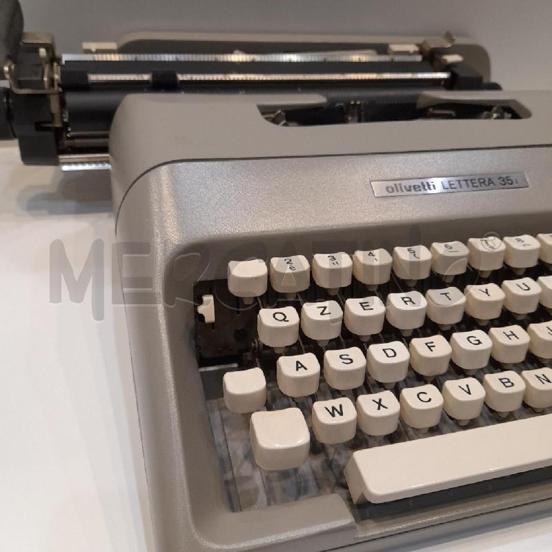 MACCHINA DA SCRIVERE OLIVETTI LETTERA 35 CON BORSA MORBIDA BLU/NERA ORIGINALE | Mercatino dell'Usato Roma re di roma 3
