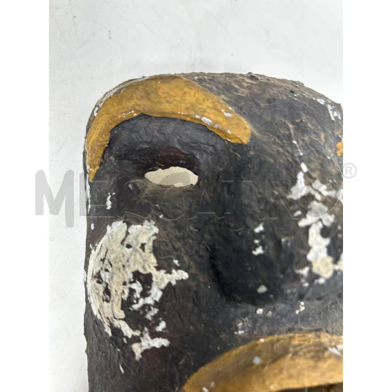 MASCHERA ETNICA CARTA PESTA NERA LABBRA ARANCIONI  | Mercatino dell'Usato Roma re di roma 2