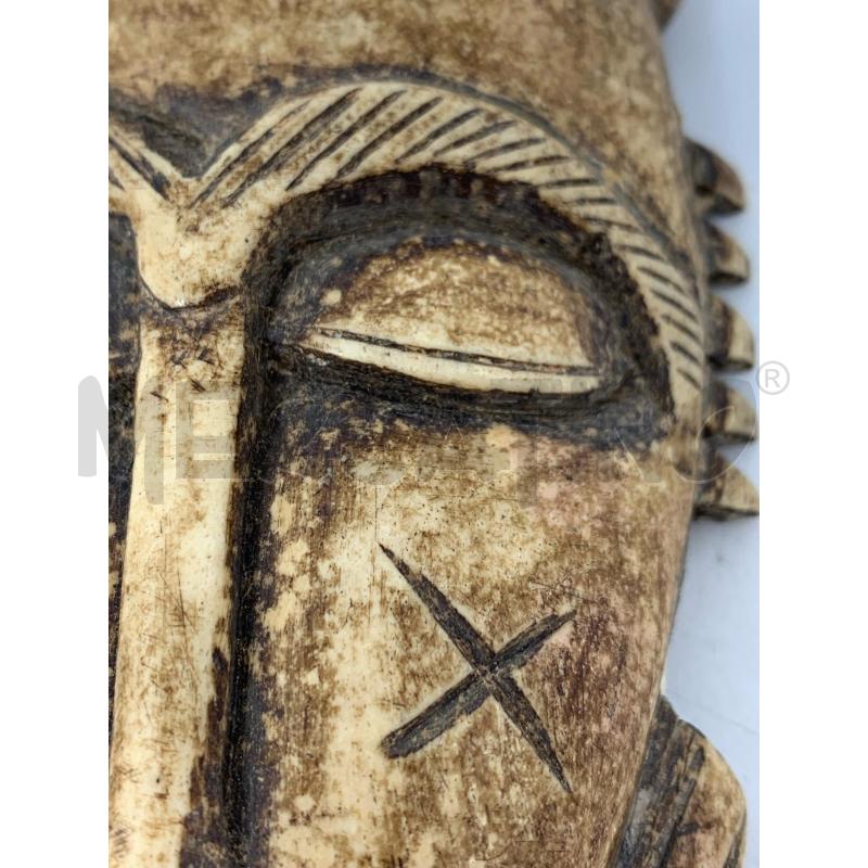 MASCHERA OSSO ETNICA VOLTO CROCI | Mercatino dell'Usato Roma re di roma 5
