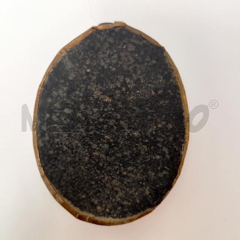 MEDAGLIA RELIQUIA OVALE SACRO CUORE RICAMATO VETR  | Mercatino dell'Usato Roma re di roma 4